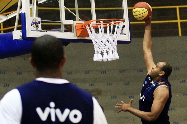 Paulão em treino no Póli no mês passado